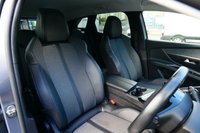 USED 2022 72 PEUGEOT 3008 1.2 PureTech Allure Premium + SUV 5dr Petrol Manual Euro 6 (s/s) (130 ps) CUMULUS GREY METALLIC PAINTWORK + APPLE CARPLAY + ANDROID AUTO