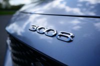 USED 2022 72 PEUGEOT 3008 1.2 PureTech Allure Premium + SUV 5dr Petrol Manual Euro 6 (s/s) (130 ps) CUMULUS GREY METALLIC PAINTWORK + APPLE CARPLAY + ANDROID AUTO
