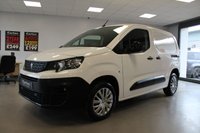 USED 2022 J PEUGEOT PARTNER 1.5 BlueHDi 1000 Professional Premium Standard Panel Van 5dr Diesel Manual SWB Euro 6 (100 bhp) ***NO VAT***DEALER SERVICE HISTORY***REAR PARKING AID***APPLE CAR PLAY**MIRROR LINK***PLY LINED***DAB RADIO***AIR CON***AUTO LIGHTS***FITTED WITH DOG CAGES PUT CAN BE REMOVED***SINGLE SIDE LOADING DOOR***CRUISE CONTROL***