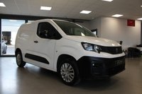USED 2022 J PEUGEOT PARTNER 1.5 BlueHDi 1000 Professional Premium Standard Panel Van 5dr Diesel Manual SWB Euro 6 (100 bhp) ***NO VAT***DEALER SERVICE HISTORY***REAR PARKING AID***APPLE CAR PLAY**MIRROR LINK***PLY LINED***DAB RADIO***AIR CON***AUTO LIGHTS***FITTED WITH DOG CAGES PUT CAN BE REMOVED***SINGLE SIDE LOADING DOOR***CRUISE CONTROL***