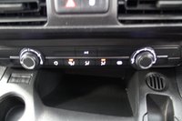 USED 2022 J PEUGEOT PARTNER 1.5 BlueHDi 1000 Professional Premium Standard Panel Van 5dr Diesel Manual SWB Euro 6 (100 bhp) ***NO VAT***DEALER SERVICE HISTORY***REAR PARKING AID***APPLE CAR PLAY**MIRROR LINK***PLY LINED***DAB RADIO***AIR CON***AUTO LIGHTS***FITTED WITH DOG CAGES PUT CAN BE REMOVED***SINGLE SIDE LOADING DOOR***CRUISE CONTROL***