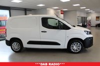 USED 2022 J PEUGEOT PARTNER 1.5 BlueHDi 1000 Professional Premium Standard Panel Van 5dr Diesel Manual SWB Euro 6 (100 bhp) ***NO VAT***DEALER SERVICE HISTORY***REAR PARKING AID***APPLE CAR PLAY**MIRROR LINK***PLY LINED***DAB RADIO***AIR CON***AUTO LIGHTS***FITTED WITH DOG CAGES PUT CAN BE REMOVED***SINGLE SIDE LOADING DOOR***CRUISE CONTROL***