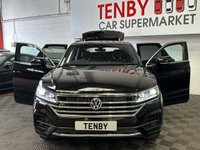 USED 2019 19 VOLKSWAGEN TOUAREG 3.0 TDI V6 R-Line SUV 5dr Diesel Tiptronic 4Motion Euro 6 (s/s) (286 ps) FHTD SEATS+REV CAM+DAB