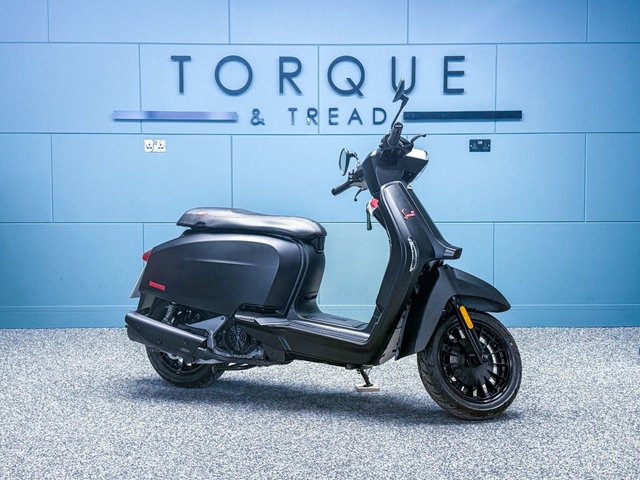 2025 25 Lambretta V200 Special 200 Scooter Petrol CVT Euro 5 