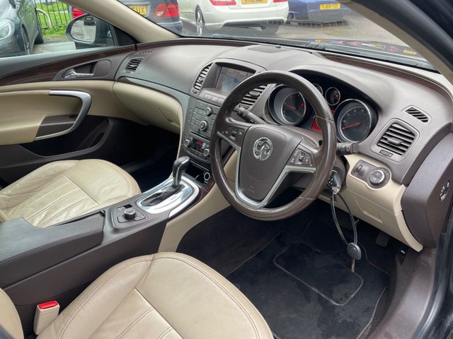 2011 VAUXHALL INSIGNIA - Photo 9