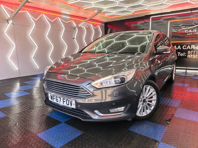 2017 FORD FOCUS - Photo 2