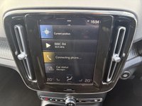 USED 2020 70 VOLVO XC40 2.0 B4 MHEV R-Design SUV 5dr Petrol Hybrid Auto AWD Euro 6 (s/s) (197 ps) Parking camera Heated seats Sat nav