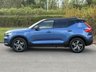 USED 2020 70 VOLVO XC40 2.0 B4 MHEV R-Design SUV 5dr Petrol Hybrid Auto AWD Euro 6 (s/s) (197 ps) Parking camera Heated seats Sat nav