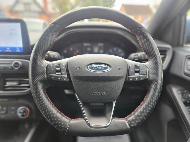 View our FORD FOCUS