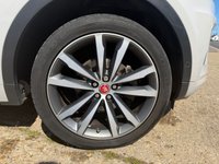 USED 2017 67 JAGUAR E-PACE 2.0 D180 R-Dynamic HSE KEYLESS ENTRY