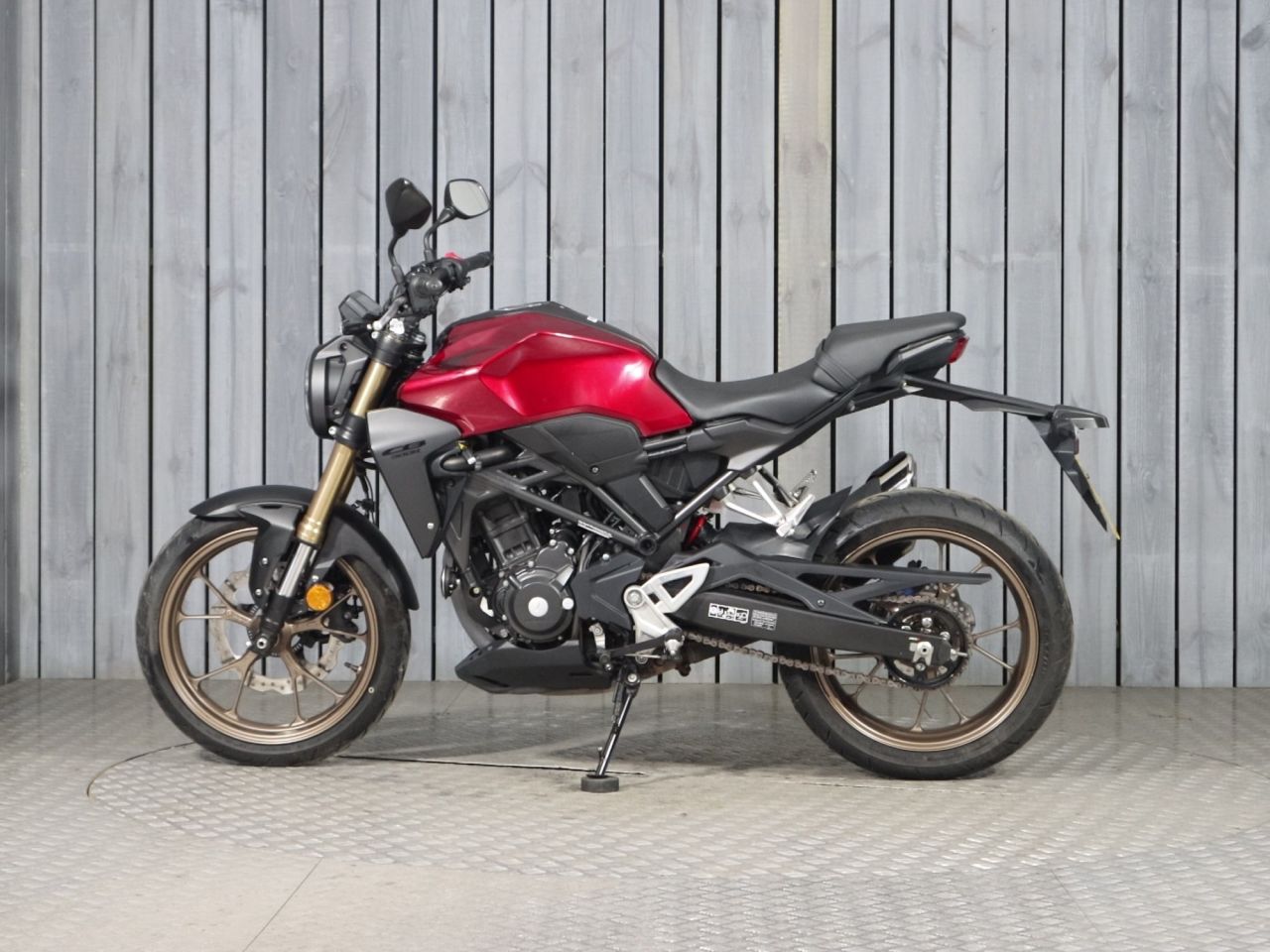 HONDA CB300R