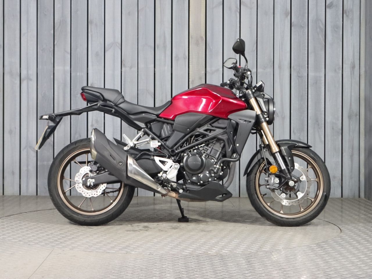 HONDA CB300R