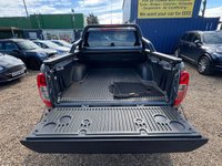 USED 2019 69 NISSAN NAVARA 2.3 dCi N-Guard Pickup Double Cab 4dr Diesel Auto 4WD Euro 6 (190 ps) ABS/ESP/USB/REVERSE CAMERA