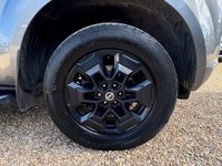 USED 2019 69 NISSAN NAVARA 2.3 dCi N-Guard Pickup Double Cab 4dr Diesel Auto 4WD Euro 6 (190 ps) ABS/ESP/USB/REVERSE CAMERA