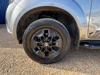 USED 2019 69 NISSAN NAVARA 2.3 dCi N-Guard Pickup Double Cab 4dr Diesel Auto 4WD Euro 6 (190 ps) ABS/ESP/USB/REVERSE CAMERA