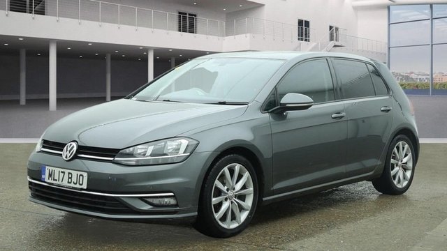 2017 VOLKSWAGEN GOLF - Photo 2