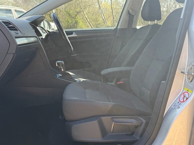 2019 VOLKSWAGEN E-GOLF - Photo 9