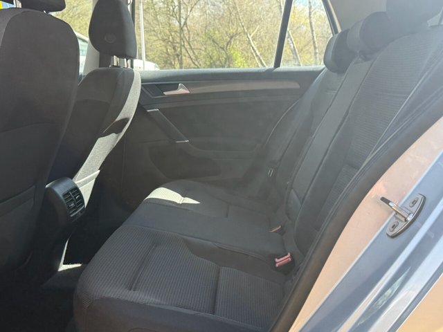 2019 VOLKSWAGEN E-GOLF - Photo 11