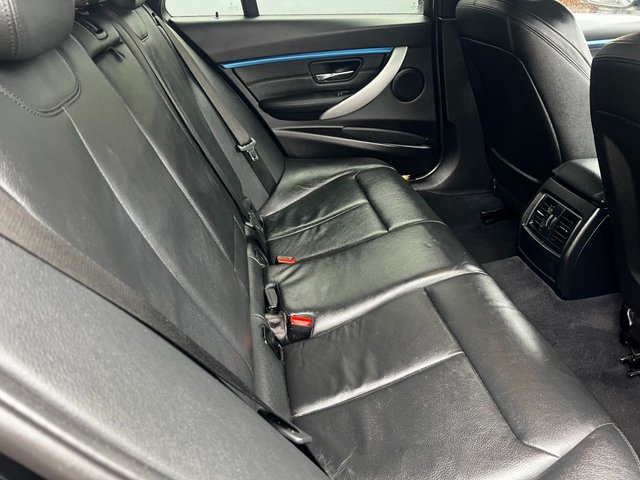 2018 BMW 3 SERIES - Photo 5