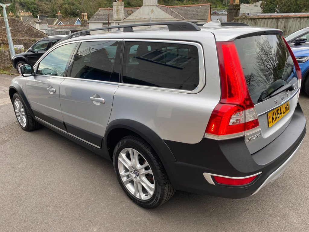 USED 2014 64 VOLVO XC70 2.4 D5 SE Lux Estate 5dr Diesel Geartronic AWD Euro 5 (215 ps) DAB SAT NAV WINTER PACK