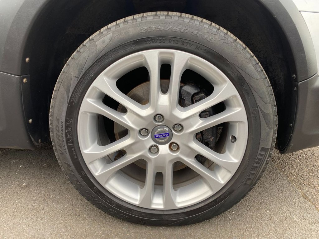 USED 2014 64 VOLVO XC70 2.4 D5 SE Lux Estate 5dr Diesel Geartronic AWD Euro 5 (215 ps) DAB SAT NAV WINTER PACK