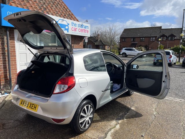 2009 RENAULT CLIO - Photo 9