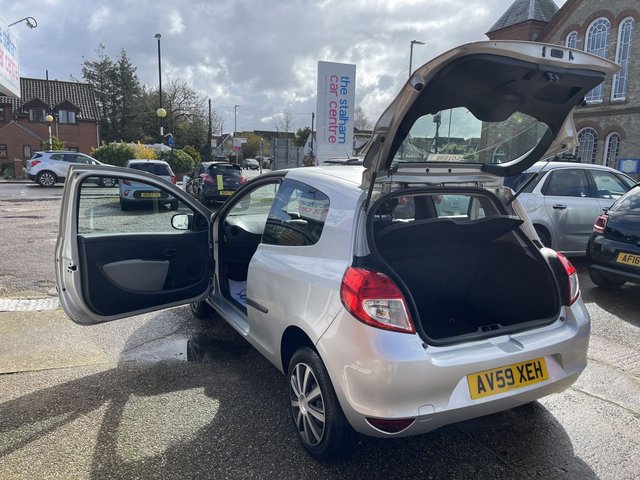 2009 RENAULT CLIO - Photo 11