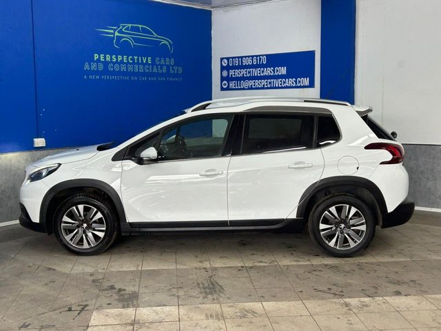 2019 PEUGEOT 2008 - Photo 6