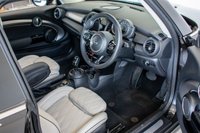 USED 2019 69 MINI HATCH 2.0 Cooper S Exclusive Hatchback 3dr Petrol Steptronic Euro 6 (s/s) (192 ps) Comfort Plus & Navigation Pack