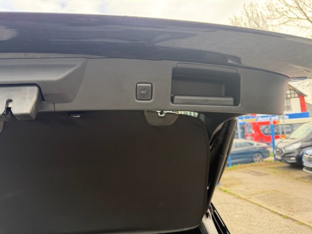 2023 FORD KUGA - Photo 10