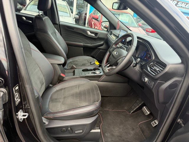 2023 FORD KUGA - Photo 11