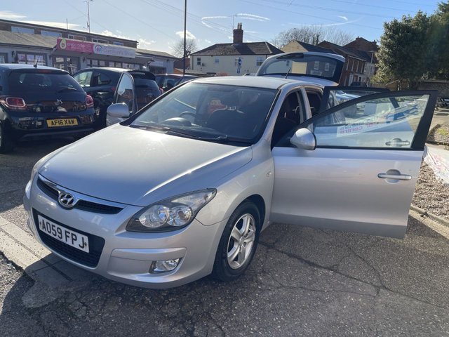 2009 HYUNDAI I30 - Photo 12