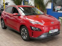 USED 2022 22 HYUNDAI KONA 64kWh Premium SUV 5dr Electric Auto (10.5kW Charger) (204 ps) SAT NAV HEATED SEATS REAR VIEW CAMERA CRUISE CONTROL PARKING SENSORS 1 OWNER EXCELLENT SERVICE HISTORY WARRANTY