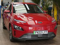USED 2022 22 HYUNDAI KONA 64kWh Premium SUV 5dr Electric Auto (10.5kW Charger) (204 ps) SAT NAV HEATED SEATS REAR VIEW CAMERA CRUISE CONTROL PARKING SENSORS 1 OWNER EXCELLENT SERVICE HISTORY WARRANTY