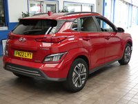 USED 2022 22 HYUNDAI KONA 64kWh Premium SUV 5dr Electric Auto (10.5kW Charger) (204 ps) SAT NAV HEATED SEATS REAR VIEW CAMERA CRUISE CONTROL PARKING SENSORS 1 OWNER EXCELLENT SERVICE HISTORY WARRANTY