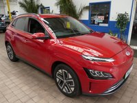 USED 2022 22 HYUNDAI KONA 64kWh Premium SUV 5dr Electric Auto (10.5kW Charger) (204 ps) SAT NAV HEATED SEATS REAR VIEW CAMERA CRUISE CONTROL PARKING SENSORS 1 OWNER EXCELLENT SERVICE HISTORY WARRANTY