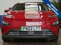 USED 2022 22 HYUNDAI KONA 64kWh Premium SUV 5dr Electric Auto (10.5kW Charger) (204 ps) SAT NAV HEATED SEATS REAR VIEW CAMERA CRUISE CONTROL PARKING SENSORS 1 OWNER EXCELLENT SERVICE HISTORY WARRANTY