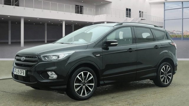 2019 FORD KUGA - Photo 2