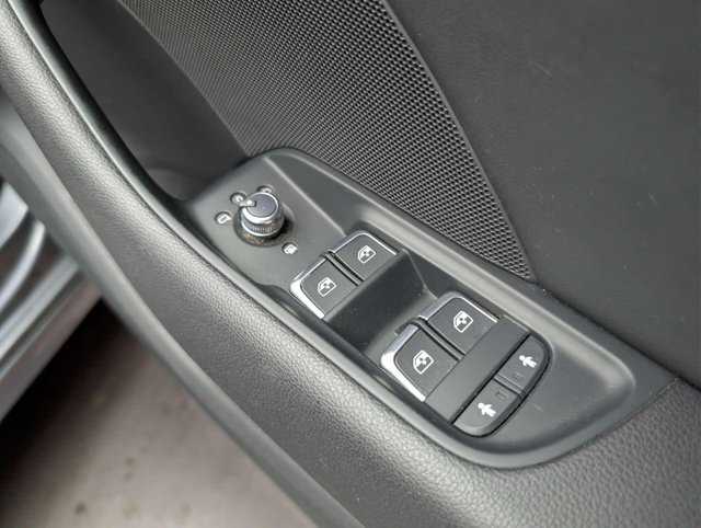 USED 2020 70 AUDI A3 1.5 A3 Sportback 35 TFSI S Line Semi-Auto 5dr CLICK & COLLECT/ HOME DELIVERY