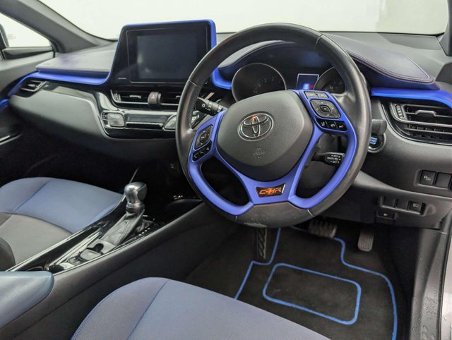 USED 2017 17 TOYOTA C-HR 1.2 C-HR-Dynamic CVT 5dr CLICK & COLLECT/ HOME DELIVERY