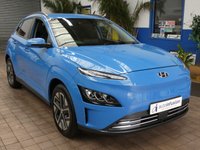 USED 2022 22 HYUNDAI KONA 64kWh Premium SUV 5dr Electric Auto (10.5kW Charger) (204 ps) SAT NAV CARPLAY HEATED SEATS HEATED STEERING WHEEL REAR VIEW CAMERA CRUISE CONTROL PARKING SENSORS 1 OWNER EXCELLENT SERVICE HISTORY WARRANTY