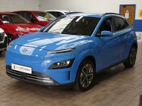 USED 2022 22 HYUNDAI KONA 64kWh Premium SUV 5dr Electric Auto (10.5kW Charger) (204 ps) SAT NAV CARPLAY HEATED SEATS HEATED STEERING WHEEL REAR VIEW CAMERA CRUISE CONTROL PARKING SENSORS 1 OWNER EXCELLENT SERVICE HISTORY WARRANTY