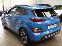 USED 2022 22 HYUNDAI KONA 64kWh Premium SUV 5dr Electric Auto (10.5kW Charger) (204 ps) SAT NAV CARPLAY HEATED SEATS HEATED STEERING WHEEL REAR VIEW CAMERA CRUISE CONTROL PARKING SENSORS 1 OWNER EXCELLENT SERVICE HISTORY WARRANTY