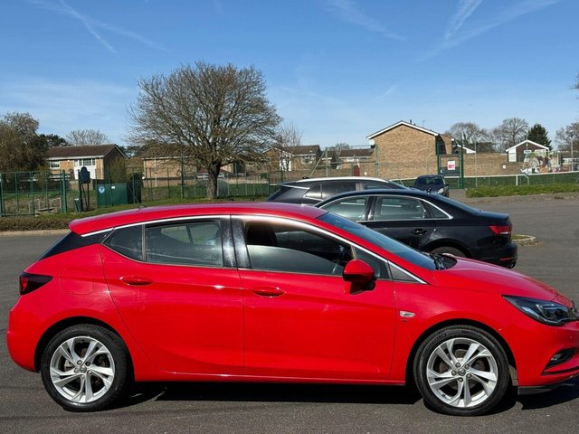 2018 VAUXHALL ASTRA - Photo 11