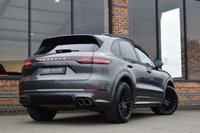 USED 2019 19 PORSCHE CAYENNE 2.9T V6 GPF S SUV 5dr Petrol TiptronicS 4WD Euro 6 (s/s) (440 ps) PAN ROOF / BOSE / BLACK PACK