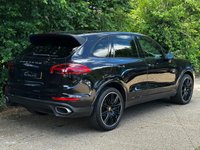 USED 2017 17 PORSCHE CAYENNE 3.0 TD V6 Platinum Edition SUV 5dr Diesel TiptronicS 4WD Euro 6 (s/s) (262 ps) One Lady Owner From New