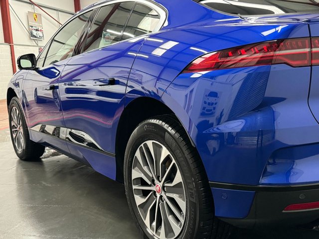 2020 JAGUAR I-PACE - Photo 8