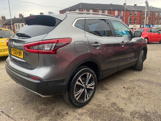 2019 NISSAN QASHQAI - Photo 4