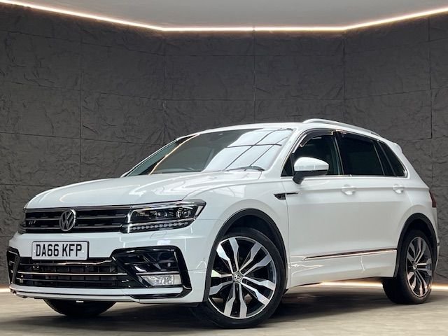 Volkswagen Tiguan 2.0 TDI Bluemotion Tech R-Line Suv 5dr Volkswagen Tiguan 2.0 TDI Bluemotion Tech R-Line Suv 5dr