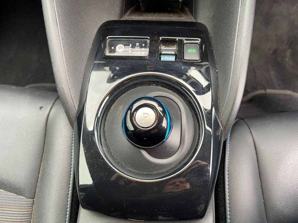 USED 2022 71 NISSAN LEAF 40kWh N-Connecta Hatchback 5dr Electric Auto (150 ps) 